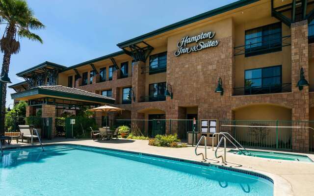 Hampton Inn & Suites Agoura Hills
