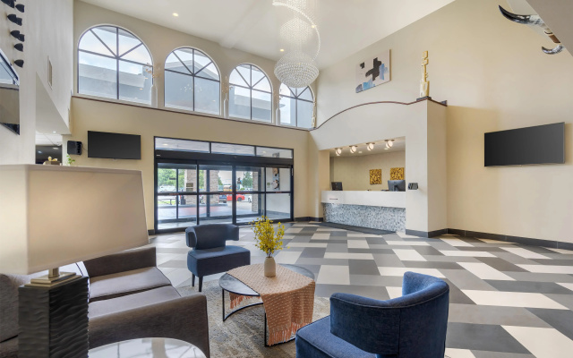 BEST WESTERN PLUS McKinney Inn & Suites