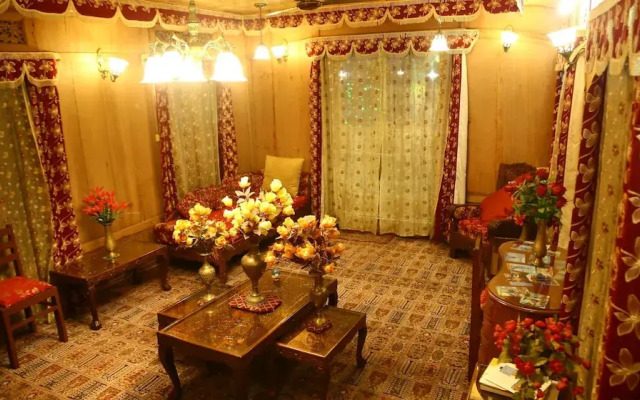 Aziz Palace