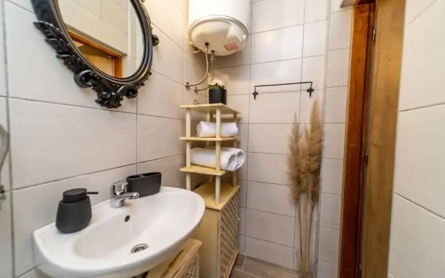 Galic - Stylish Getaway - H