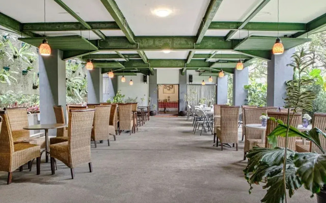 OYO 196 Horizone Residence