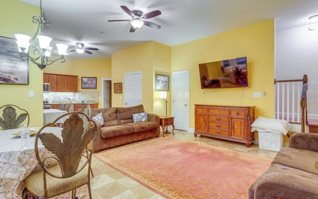 Scenic Studio w/ Dock Access in Fayetteville!