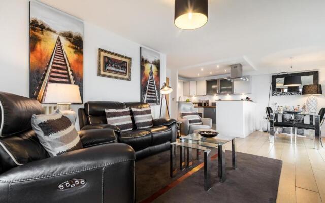 Cosy Riverview-London Excel Centre-O2 Arena