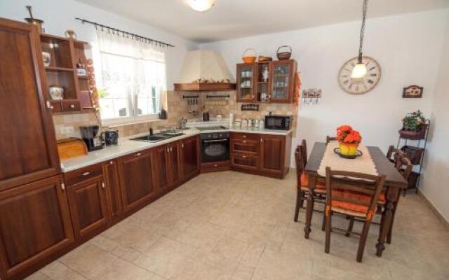 Villa Ana