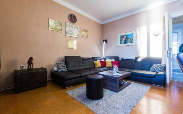 Bristol lux 3BR apartment with view