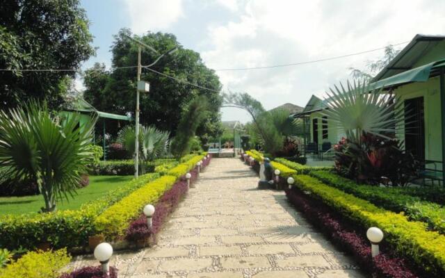 Saavaj Resort - Sasan Gir