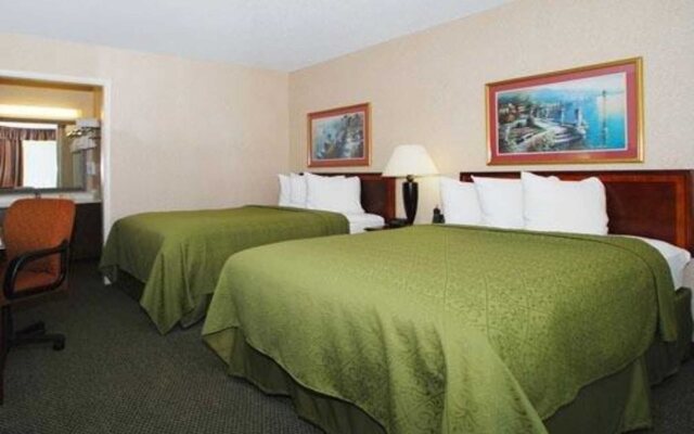 Rodeway Inn Conference Center