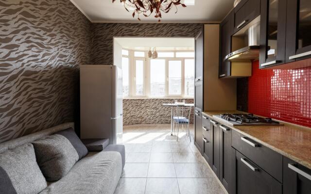 Tolstoy Apart on Verkhnyaya Krasnoslobodskaya Street