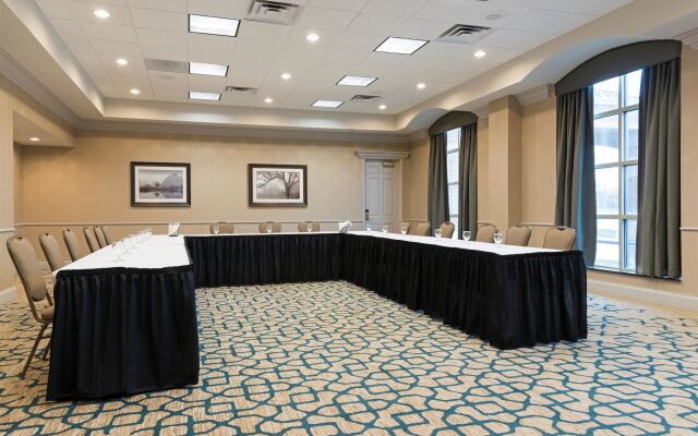 Doubletree by Hilton Pleasant Prairie Kenosha