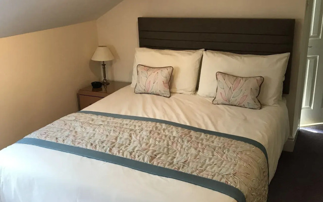 Bowden Lodge Hotel