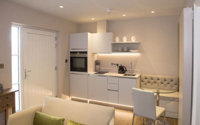 Roundthorn Country House and Luxury Apartments