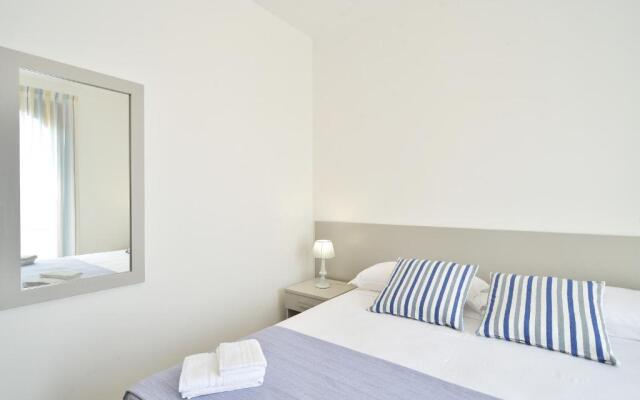 VILLA DEL COLLE CON PISCINA PRIVATA Ispica