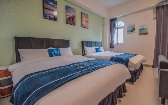 Follow Me Vogue Homestay