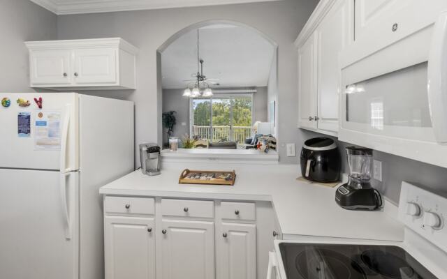 Havens #1832 2 Bedroom Condo by Redawning