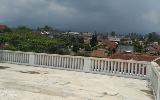 Sturgis Boutique Hotel Cipanas