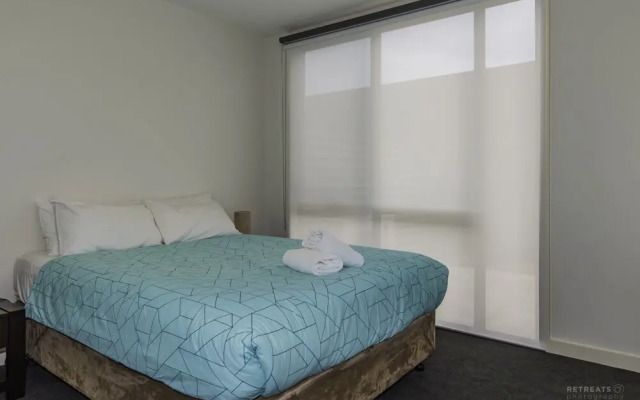 3 Bedroom Condo - Access to Pool Torquay