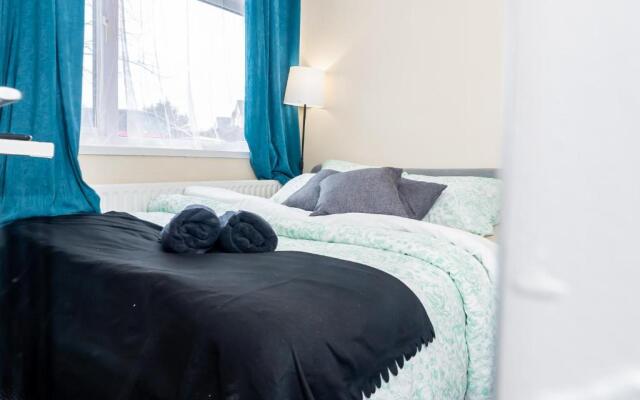 Shirley House 3 Guest House Self Catering