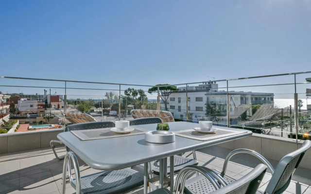 Castellmar Apartments