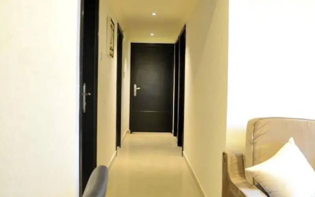 Reef Hotel Apartments 1