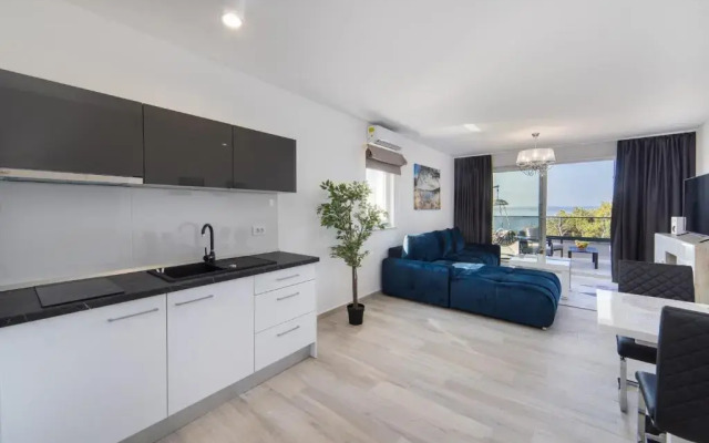 Apartments Blanka House