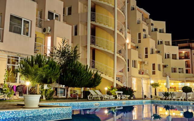 Vanilla Garden Apartcomplex