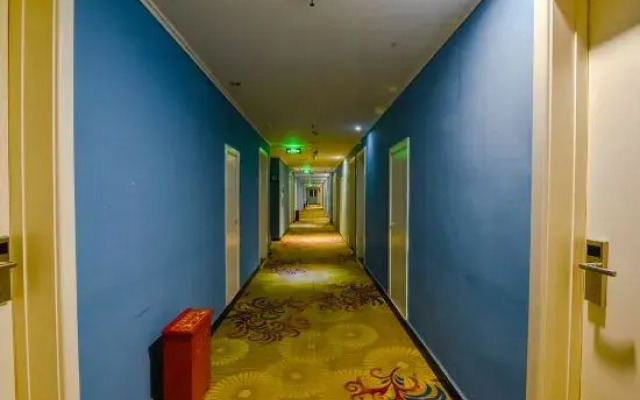Nanyang Meitu Business Hotel (Hengfang Square)