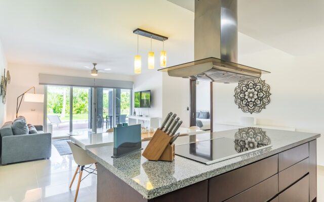 Casa SueÃ±o 2 Bedroom Condo by RedAwning