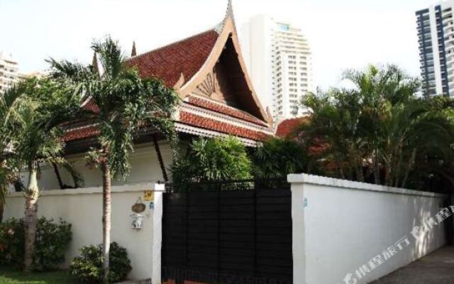 Pattaya Paradise Sea View 2 Bedrooms Villa