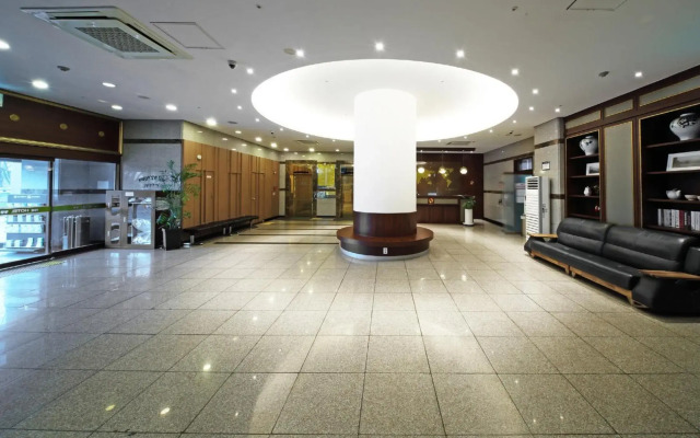 The Hotel Yeong Jong