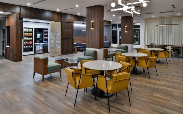 Courtyard by Marriott Raleigh Cary/Crossroads