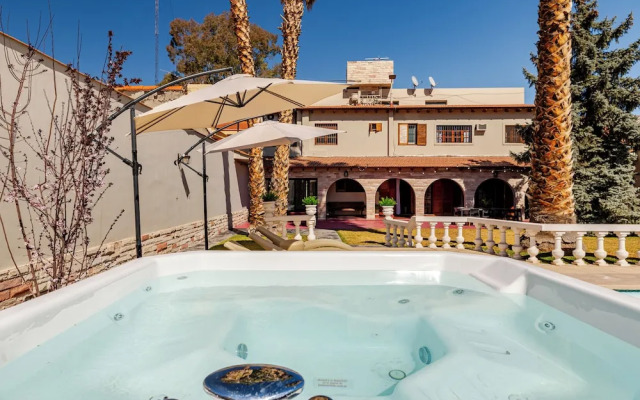 FLIPHAUS Wine Country Erlich