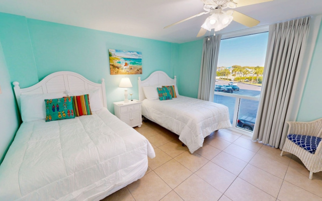 Shoreline Towers 3036 3 Bedroom Condo