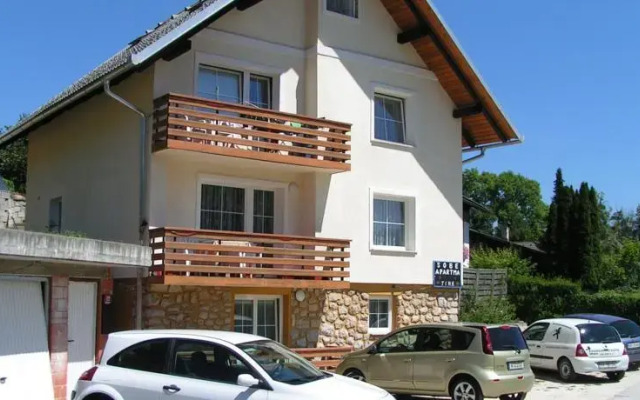 Apartma sobe Tina Bled