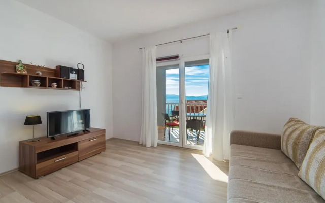 Amazing Apartment in Brist With 1 Bedrooms and Wifi