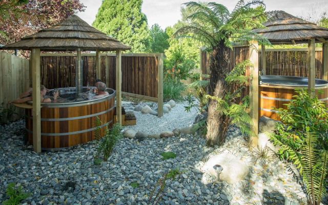 Te Anau Deluxe Apartments