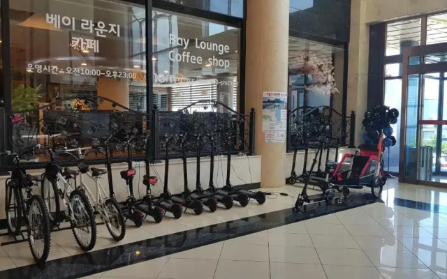 Bay Condo Hotel Tongyeong