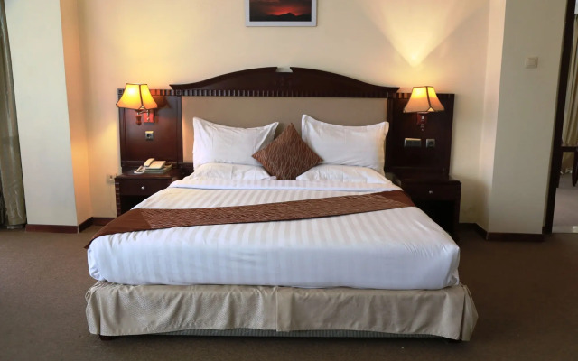 Debredamo Hotel