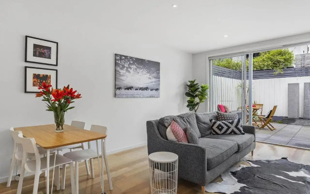 BOUTIQUE STAYS - Port Haven