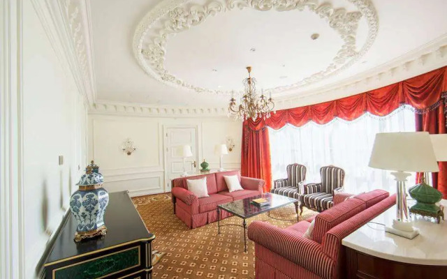 Wyndham Grand Plaza Resort Nanjing