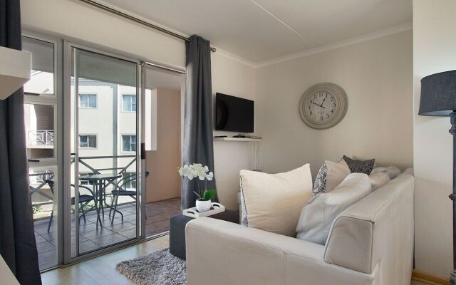 Big Bay Beach Club 122