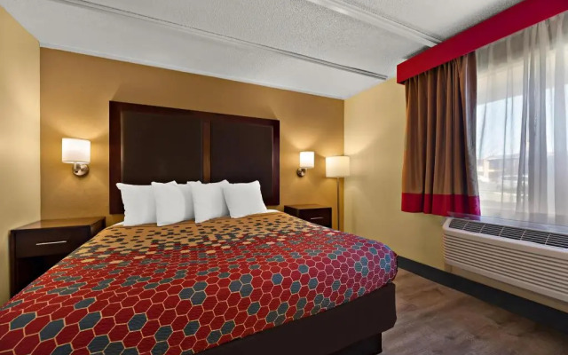 Kings House Motor Hotel