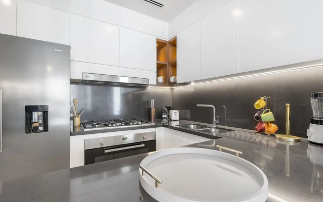 DXB - Vida Residences Dubai Marina - 4308 - DM