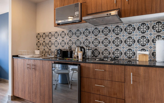 Casai Roma | 2BR | Vast Condo