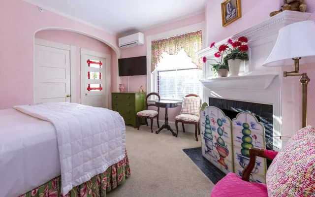 Bass Cottage & Ullikana