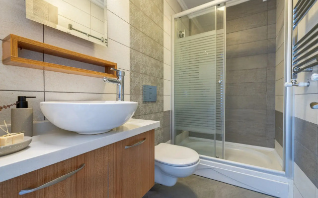 Gurel Garden House