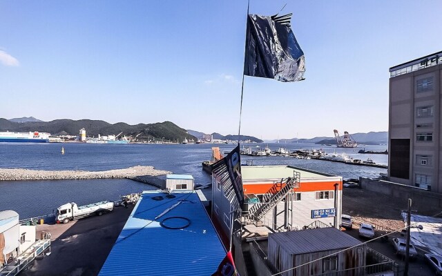 Changwon Masan Hotel BNB