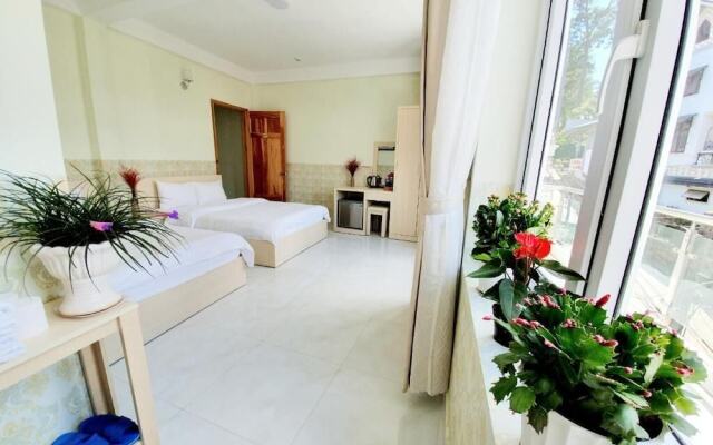 Dalat Pho Hotel