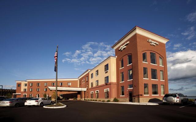 Hampton Inn Marquette/Waterfront