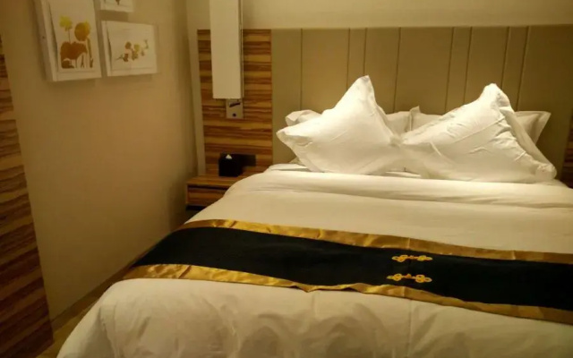 Hecheng Hotel