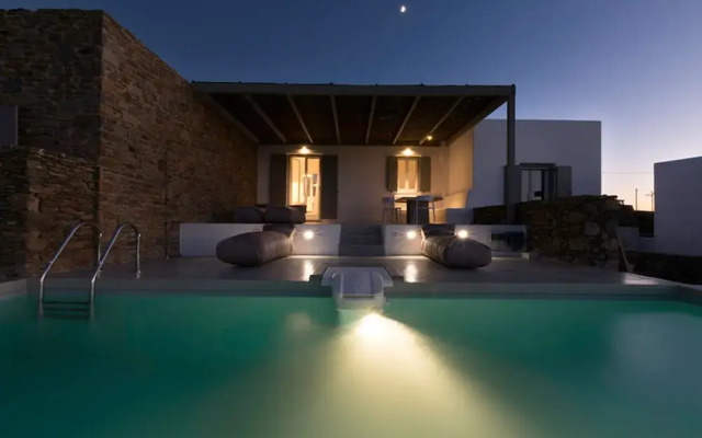 M4 Miloi 4 Luxury Villa in Kythnos